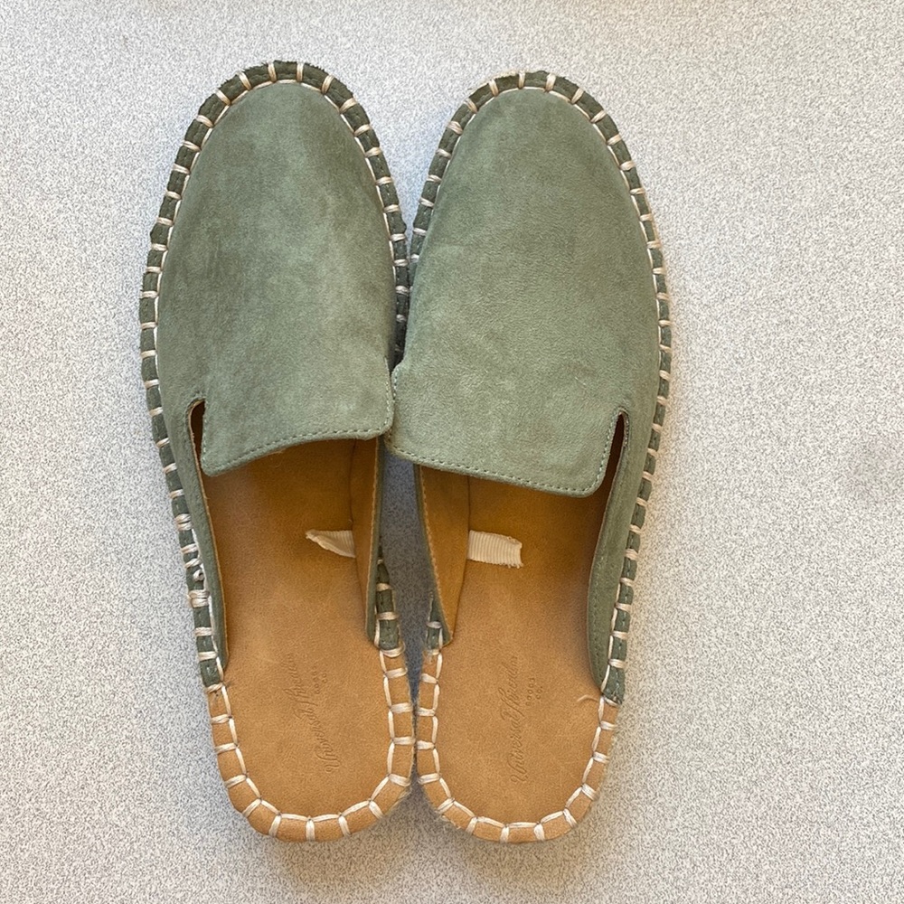 Universal Threads Slip On Shoes